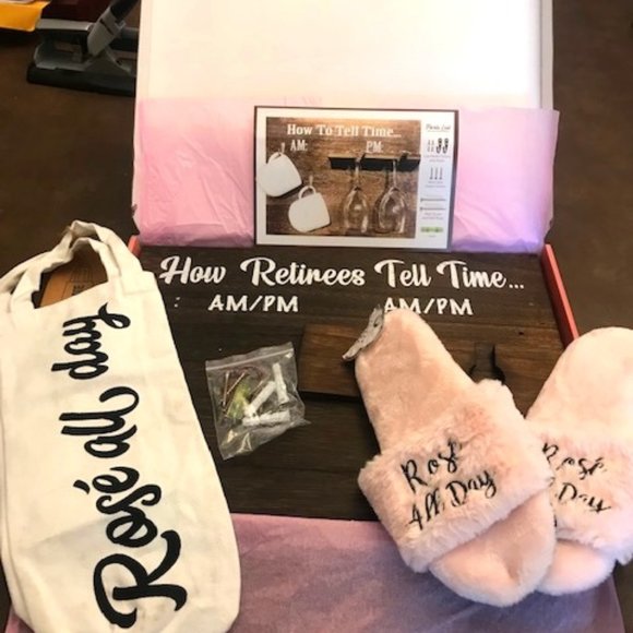 Retiree Wine Gift Bundle - Picture 1 of 7